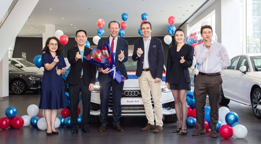 Lễ bàn giao xe Audi A4 đến Tổng Lãnh sự quán Vương quốc Hà Lan tại TP. HCM